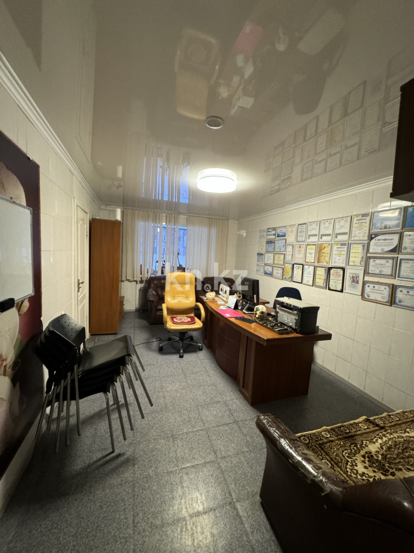 Продажа , 364 м², ул. Лободы, дом  43 в Караганде - фото 12