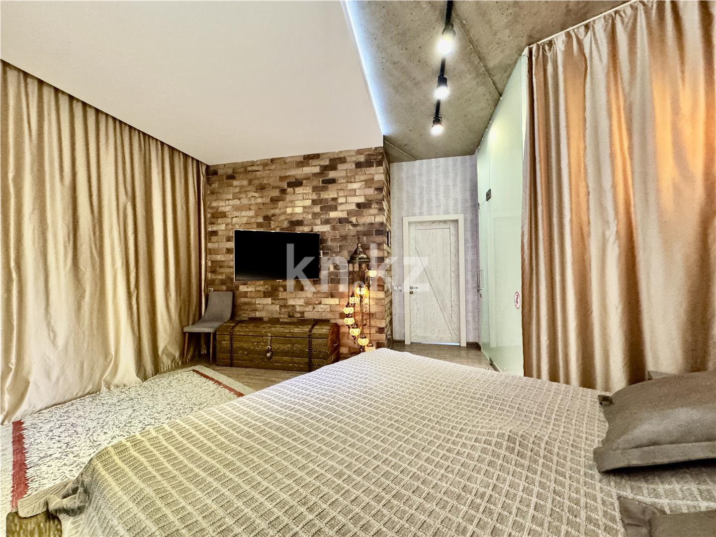 Продажа 3-комнатной квартиры, 160 м², ул. Аманжолова, дом  41 в Караганде - фото 21