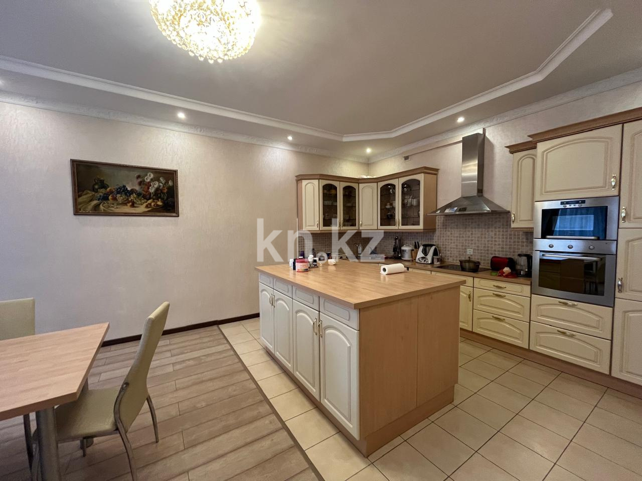 Продажа 7-комнатного дома, 470 м², ул. Университетская в Караганде - фото 19