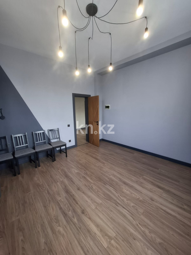 Продажа 5-комнатного дома, 212 м² в Алматы - фото 33