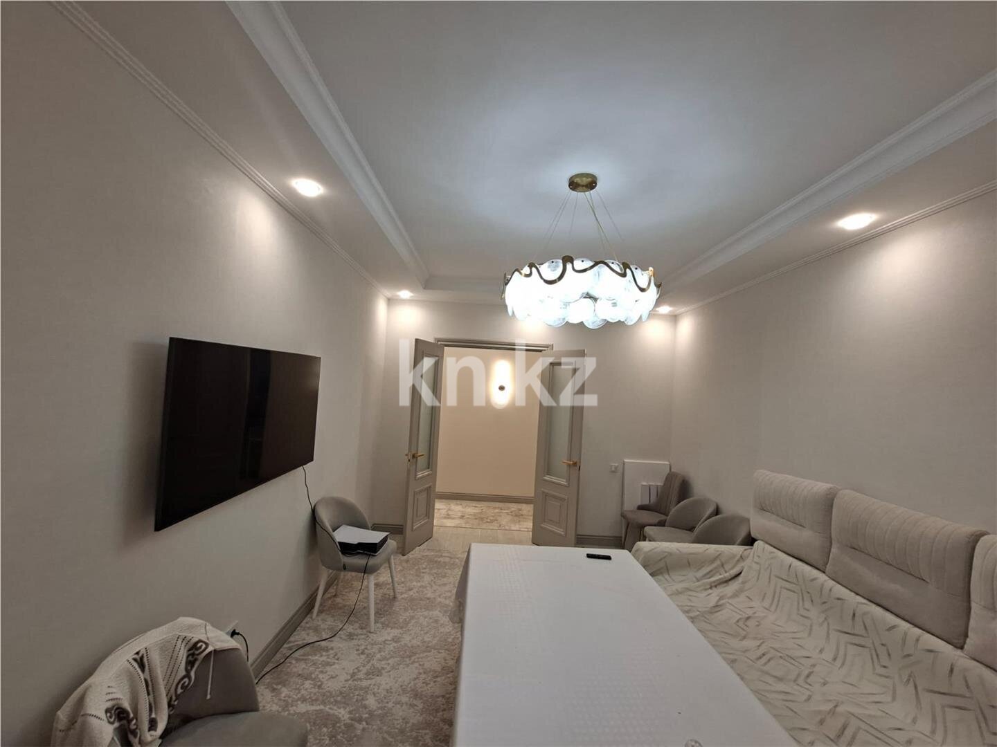 Продажа 4-комнатной квартиры, 110 м² в Караганде