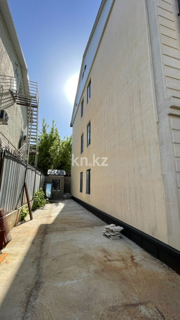 Продажа , 1000 м², ул. Ракышева, дом  1 в Алматы - фото 31