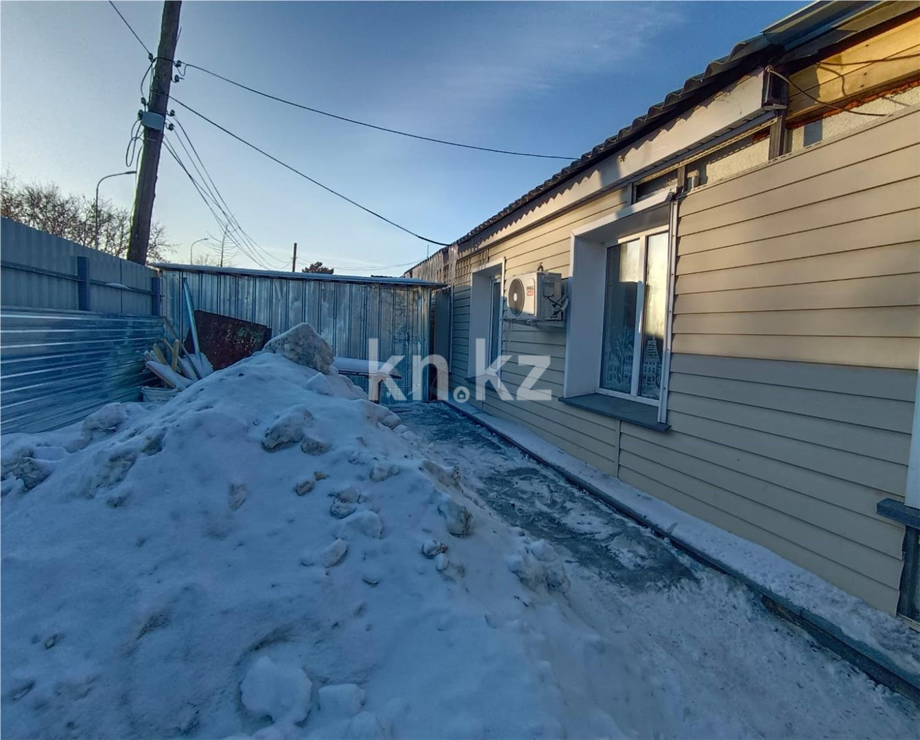 Продажа 3-комнатного дома, 69.4 м² в Караганде