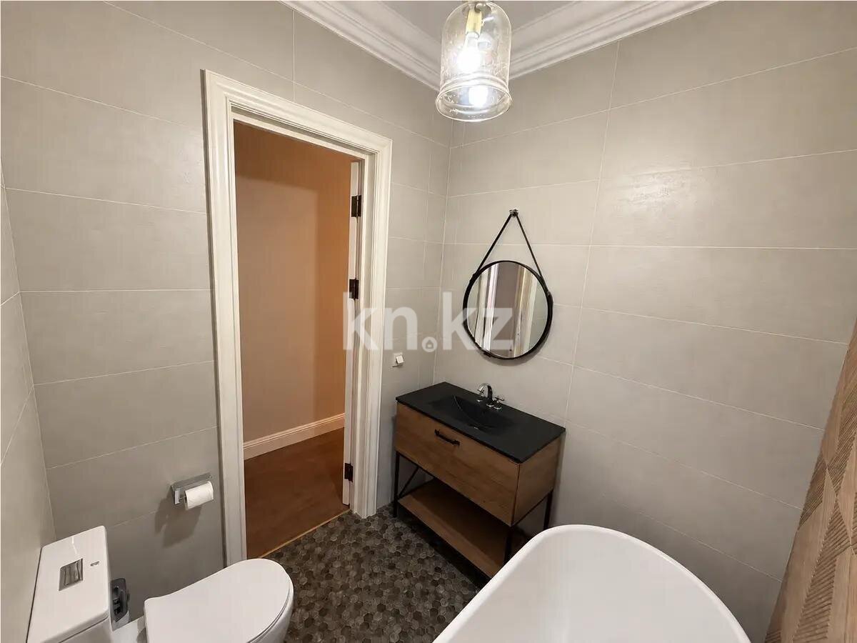 Продажа 4-комнатной квартиры, 117.1 м² в Астане - фото 13