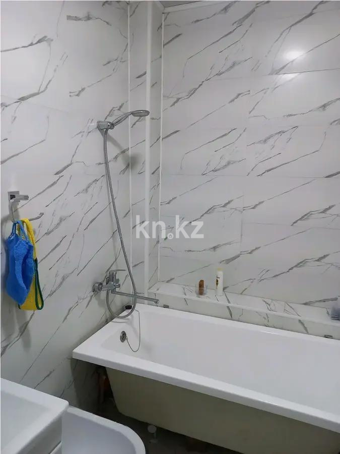 Продажа 2-комнатной квартиры, 65.5 м² в Алматы - фото 3