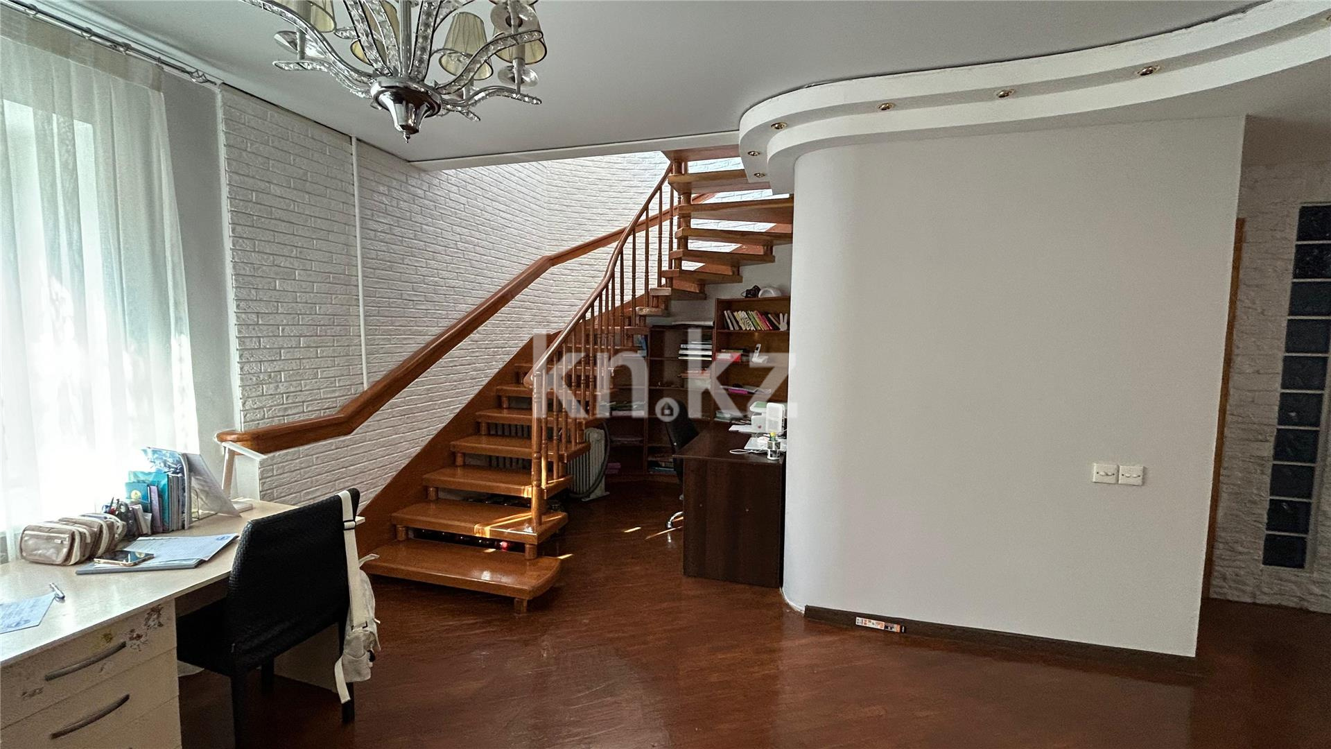 Продажа 4-комнатной квартиры, 137 м², ул. Алиханова в Караганде - фото 17