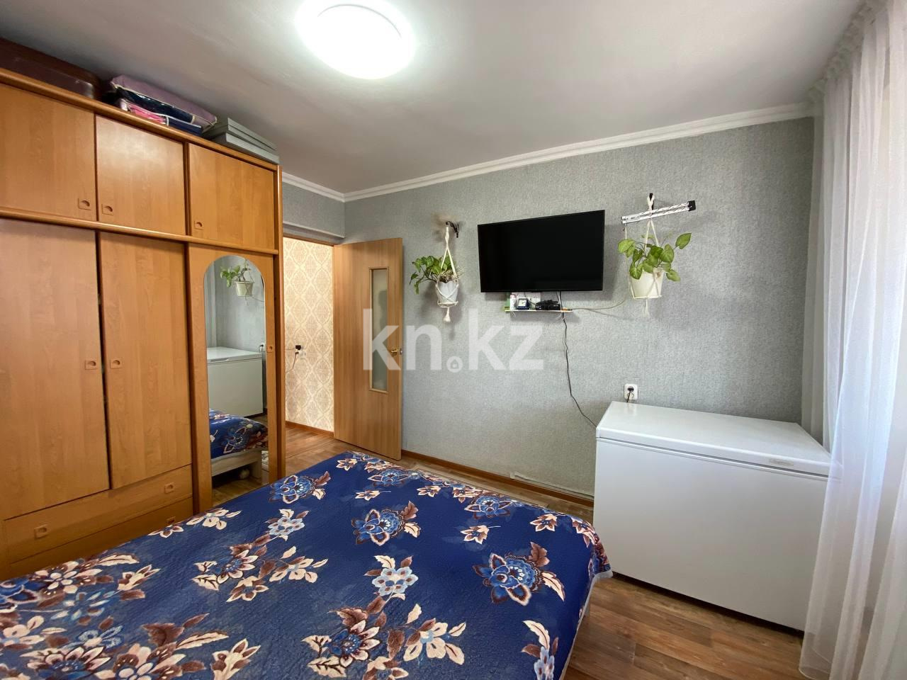 Продажа 4-комнатной квартиры, 60 м², мкр-н 21 в Караганде - фото 5