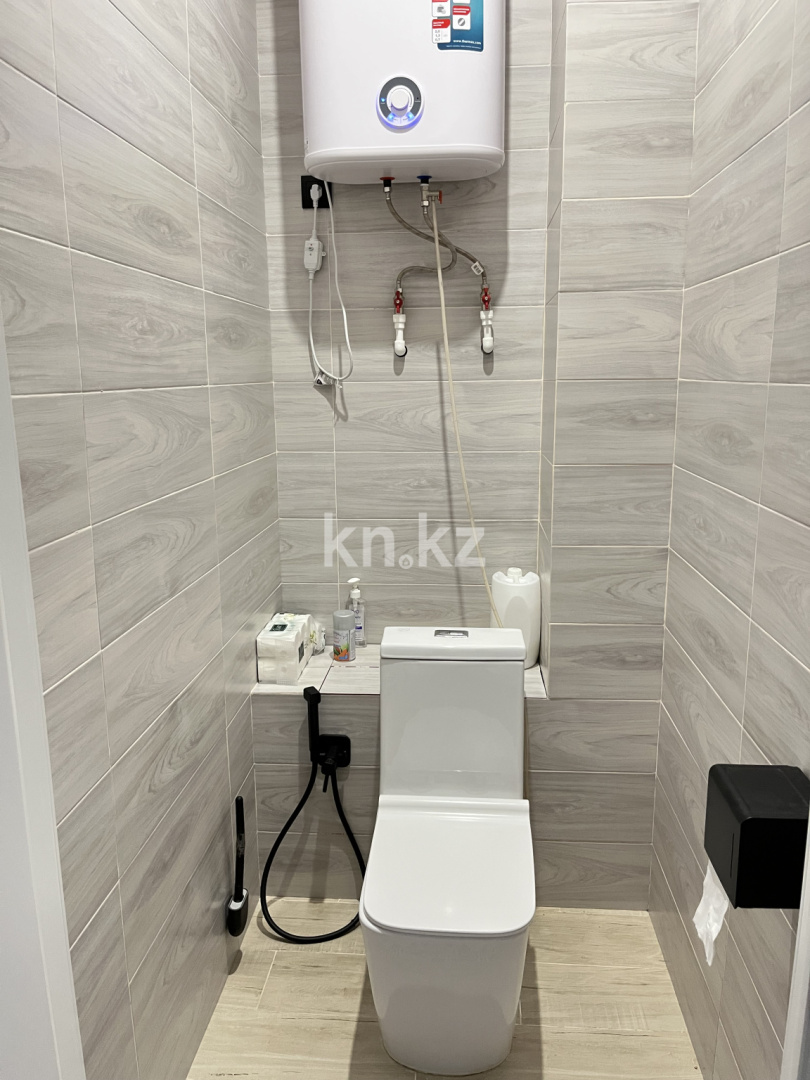 Аренда 3-комнатной квартиры, 85 м², ул. Муканова, дом  51а в Караганде - фото 6