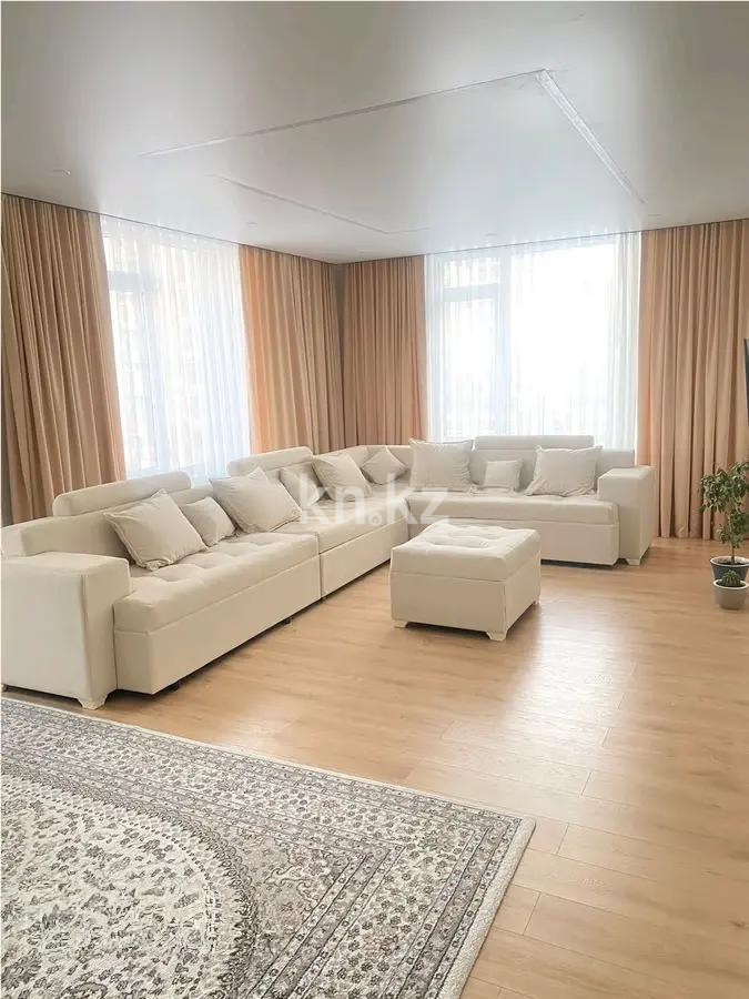 Продажа 4-комнатной квартиры, 125 м², пр. Туран, дом  57г в Астане