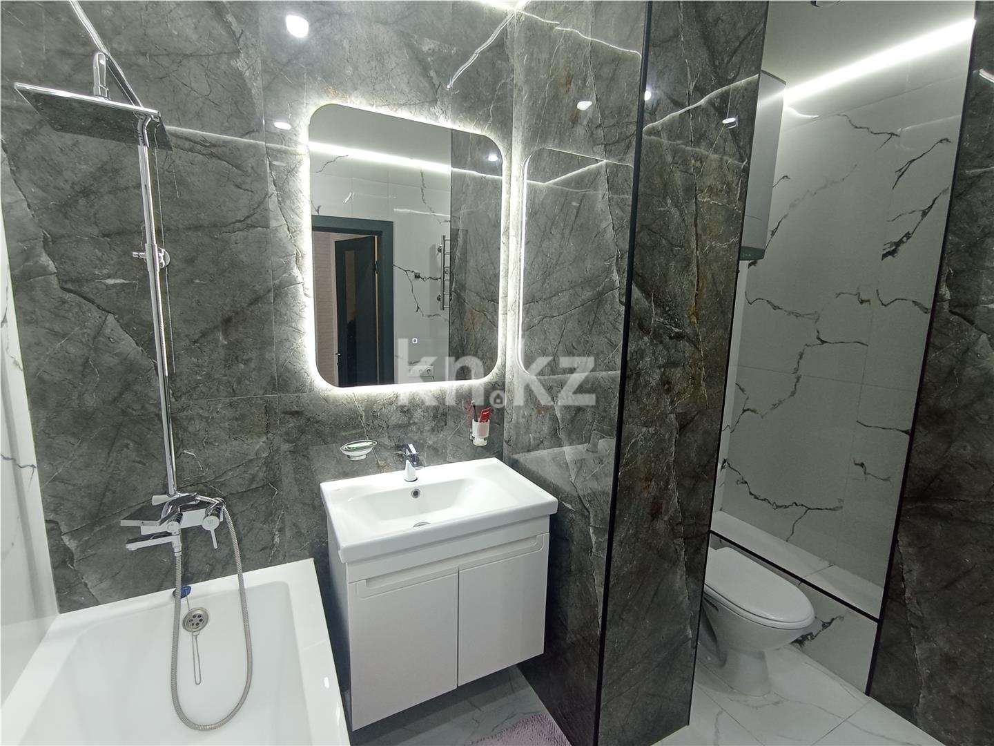 Продажа 3-комнатной квартиры, 93 м² в Караганде - фото 6