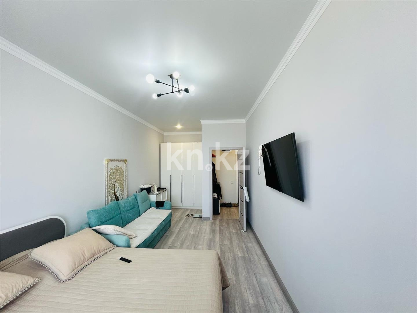 Продажа 1-комнатной квартиры, 42 м² в Караганде
