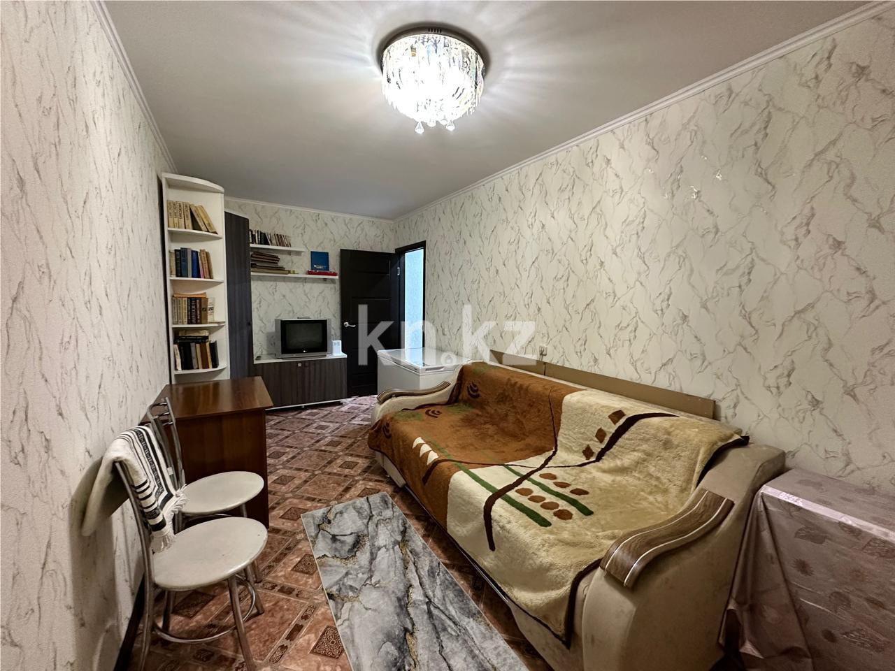 Продажа 3-комнатной квартиры, 58 м², мкр-н 12 в Караганде - фото 8