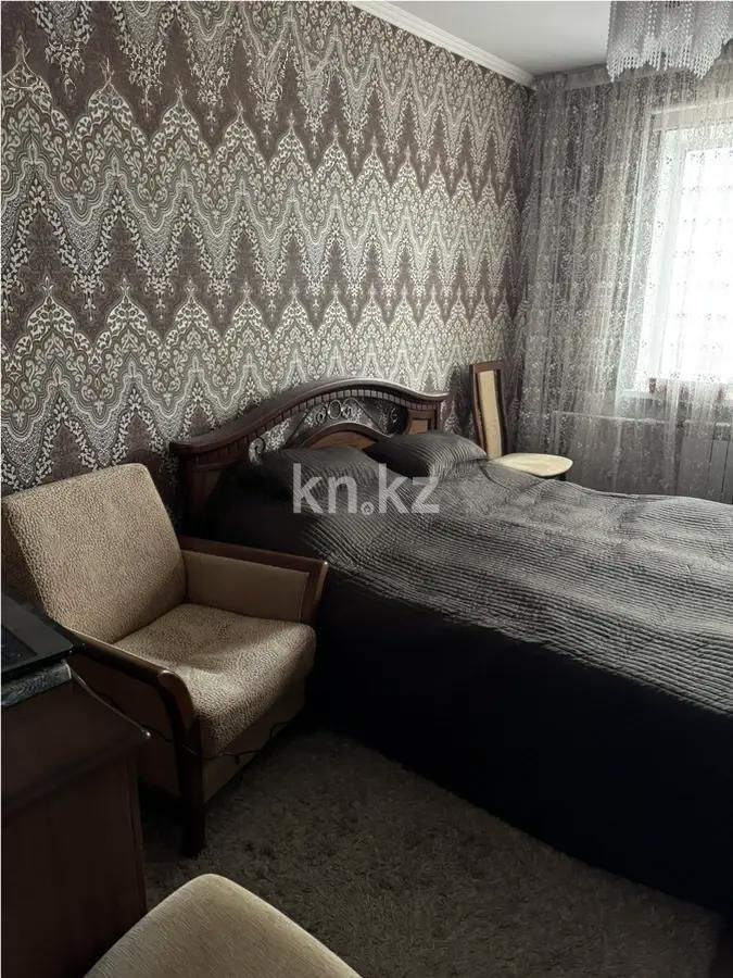 Продажа 3-комнатной квартиры, 63 м², мкр-н Степной-4, дом  15 в Караганде - фото 3