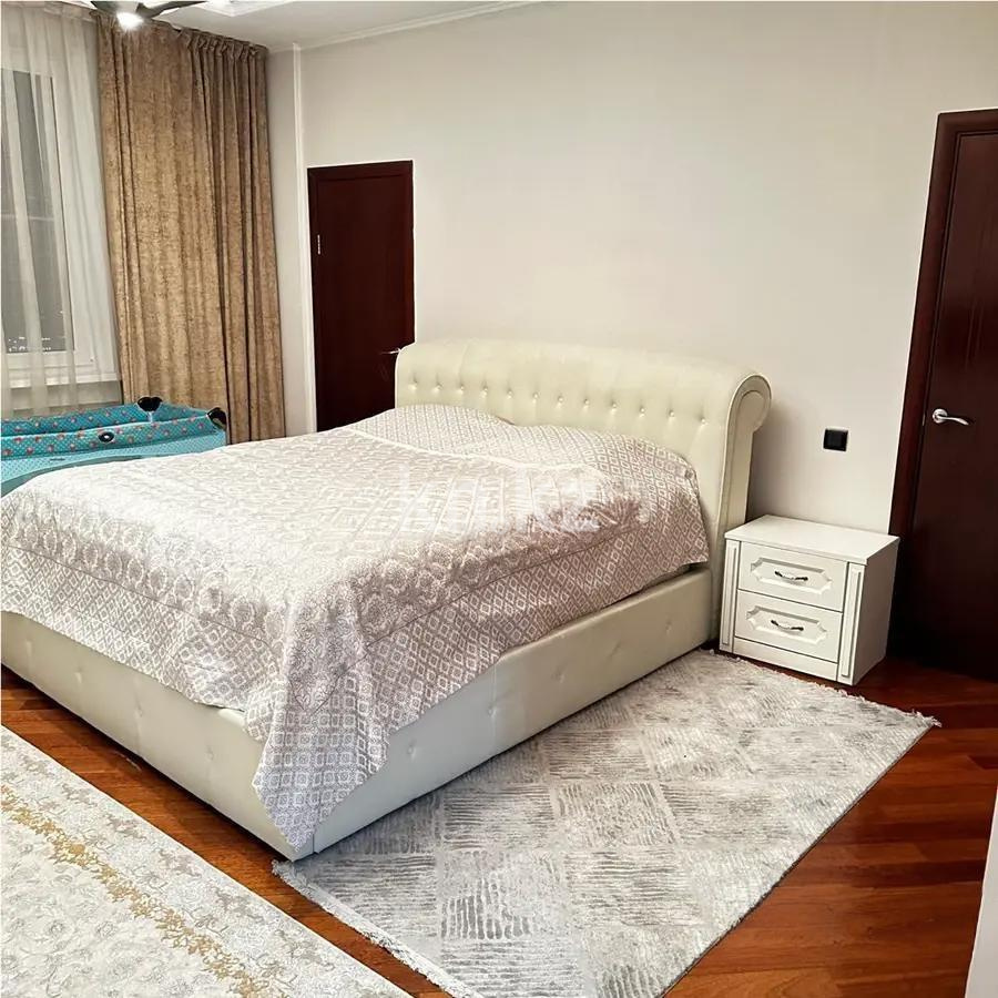 Продажа 3-комнатной квартиры, 151 м², пр. Достык, дом  160 в Алматы - фото 3