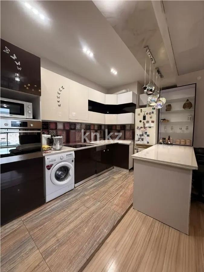 Продажа 2-комнатной квартиры, 55 м², ул. Ауэзова, дом  163а в Алматы - фото 3