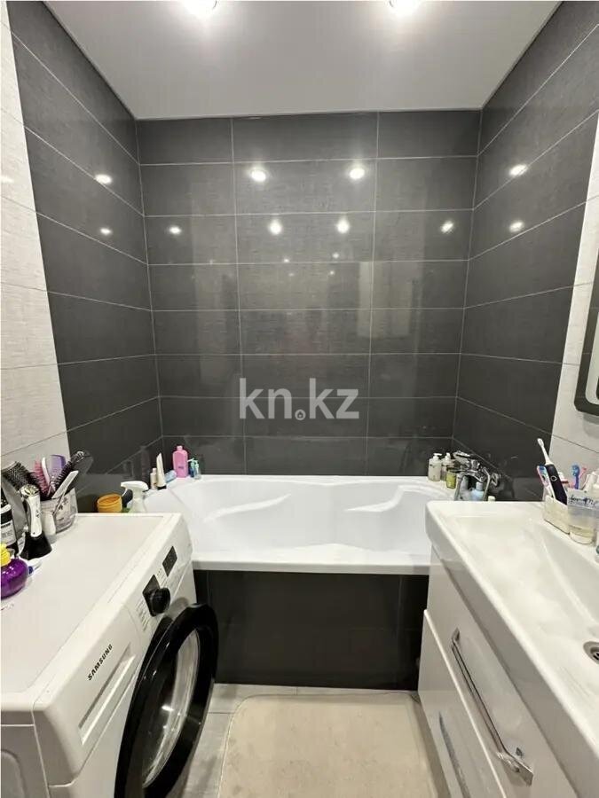 Продажа 3-комнатной квартиры, 80 м² в Караганде - фото 6