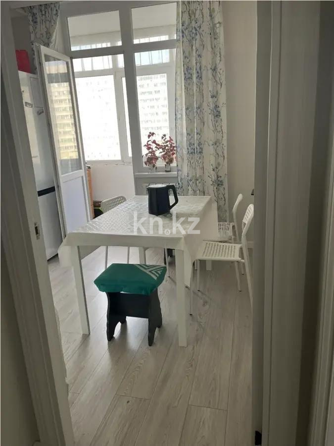 Продажа 5-комнатной квартиры, 92.5 м² в Астане - фото 5