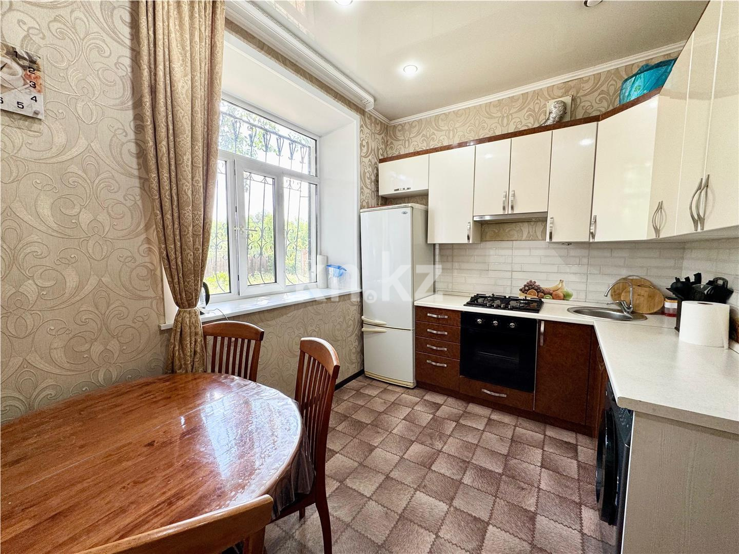 Продажа 3-комнатной квартиры, 76 м², ул. Медицинская, дом  68а в Караганде