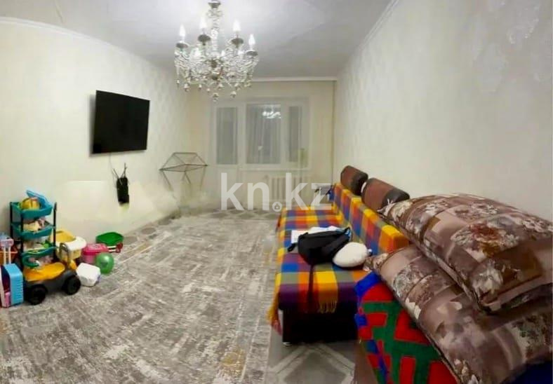Продажа 3-комнатной квартиры, 62 м², ул. Муканова в Караганде