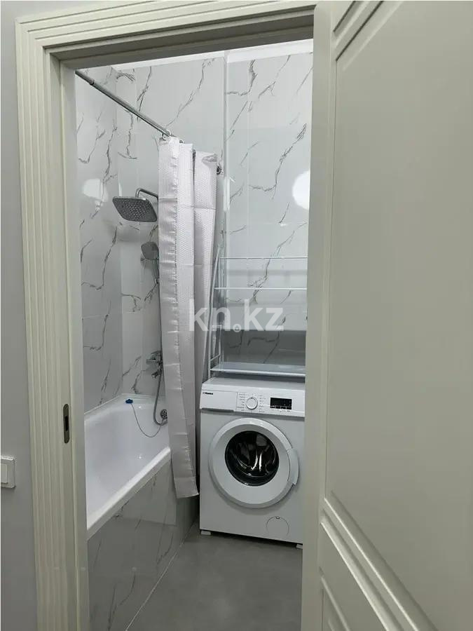 Продажа 2-комнатной квартиры, 62 м², ул. Кармысова, дом  84/2 в Алматы - фото 4