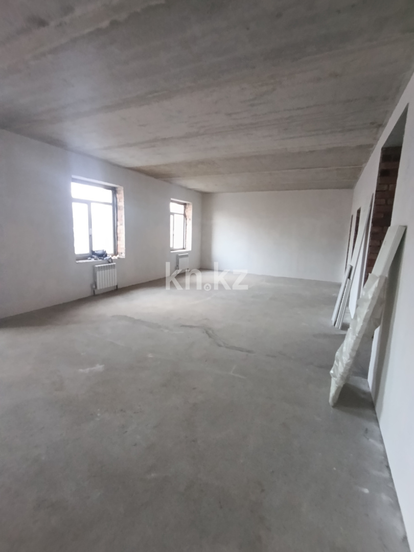 Продажа 4-комнатной квартиры, 149 м², ул. Жанибекова, дом  53 в Караганде - фото 5