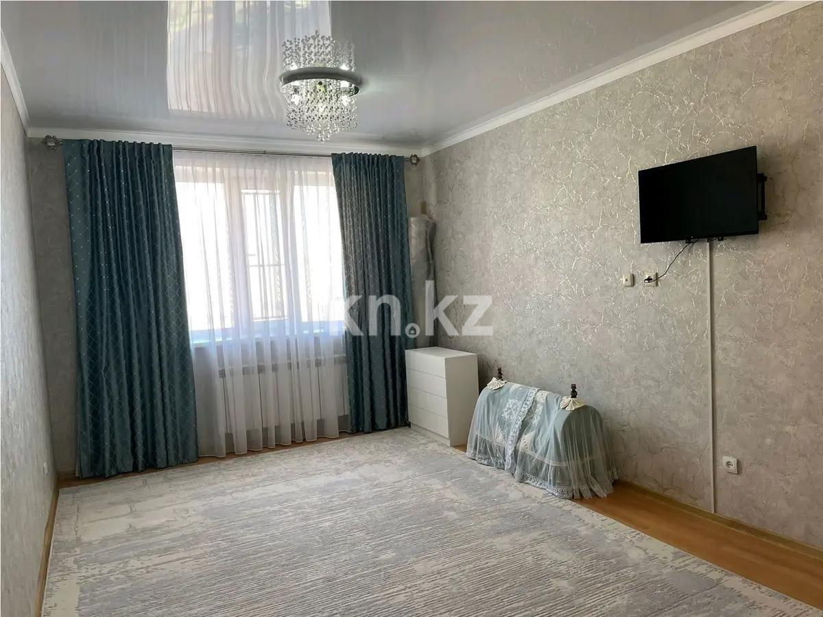 Продажа 1-комнатной квартиры, 43 м², пр. Тауелсыздык, дом  38/2 в Астане