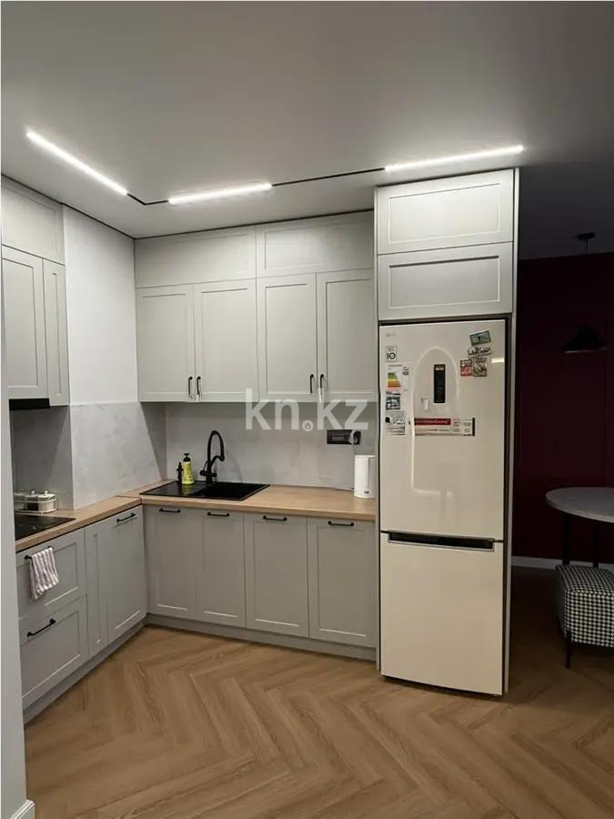 Продажа 2-комнатной квартиры, 49 м², ул. Утепова, дом  31 в Алматы - фото 3