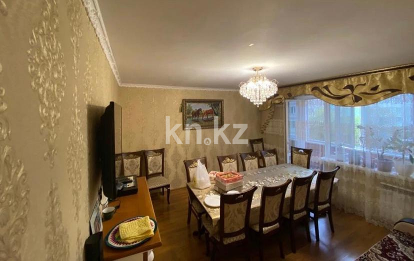 Продажа 3-комнатной квартиры, 64 м², мкр-н Восток-3 в Караганде