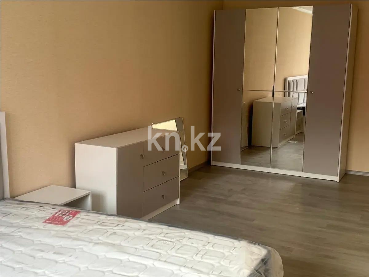 Продажа 4-комнатной квартиры, 120 м², пр. Тлендиева, дом  38 в Астане