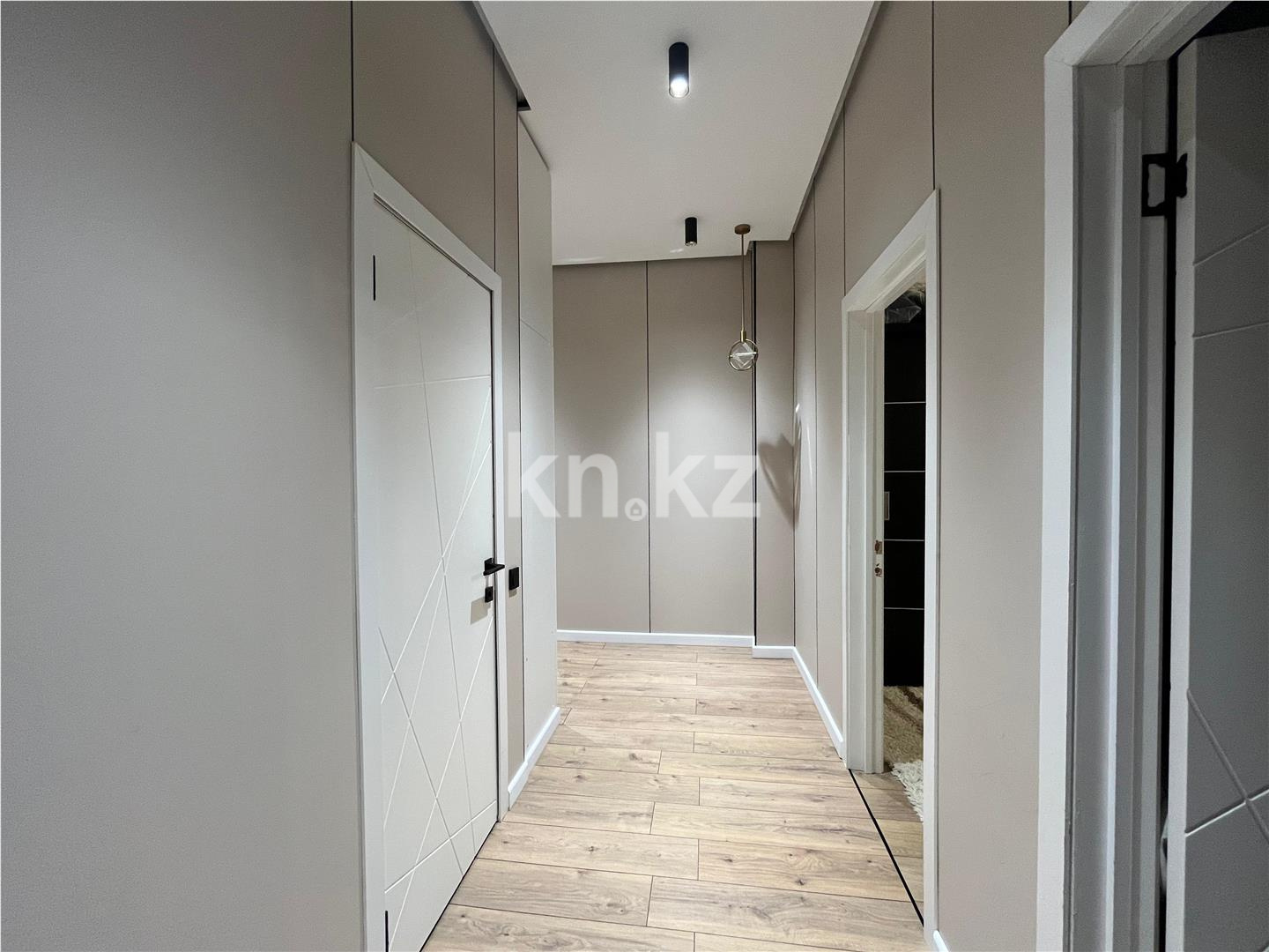 Продажа 4-комнатной квартиры, 115 м² в Астане - фото 8