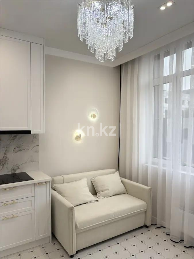 Продажа 1-комнатной квартиры, 42 м², ул. Е-882, дом  7 в Астане