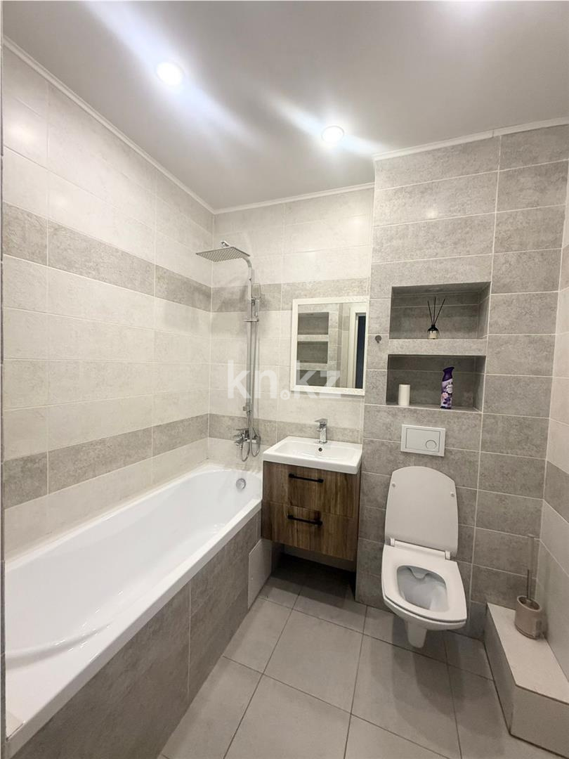 Продажа 3-комнатной квартиры, 71 м² в Караганде - фото 22