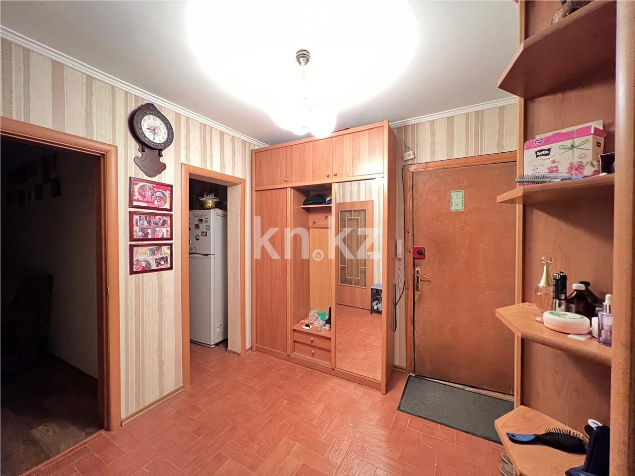 Продажа 3-комнатной квартиры, 75 м², ул. Сатыбалдина, дом  7/2 в Караганде - фото 7