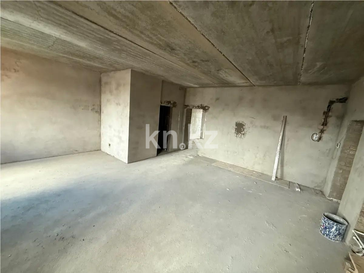 Продажа 2-комнатной квартиры, 68 м², 137 учетный квартал, дом  343 в Караганде - фото 2