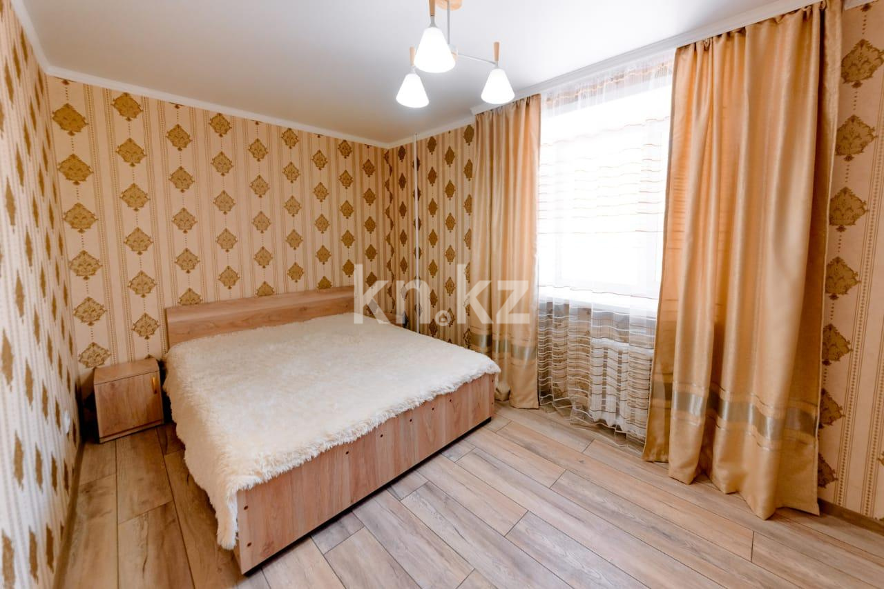 Аренда 2-комнатной квартиры посуточно, 50 м², пр. Бухар-жырау, дом  73/2 в Караганде - фото 3