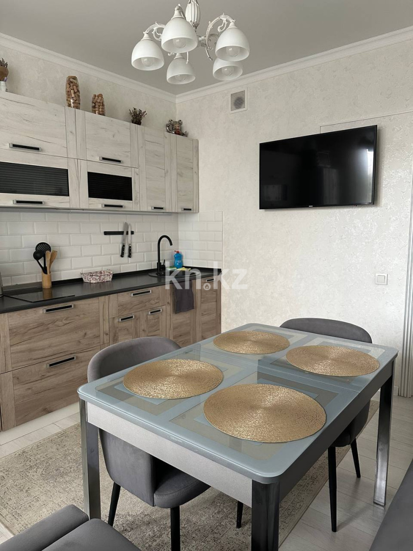 Аренда 1-комнатной квартиры посуточно, 50 м², ул. Баишева, дом  28 в Алматы - фото 9