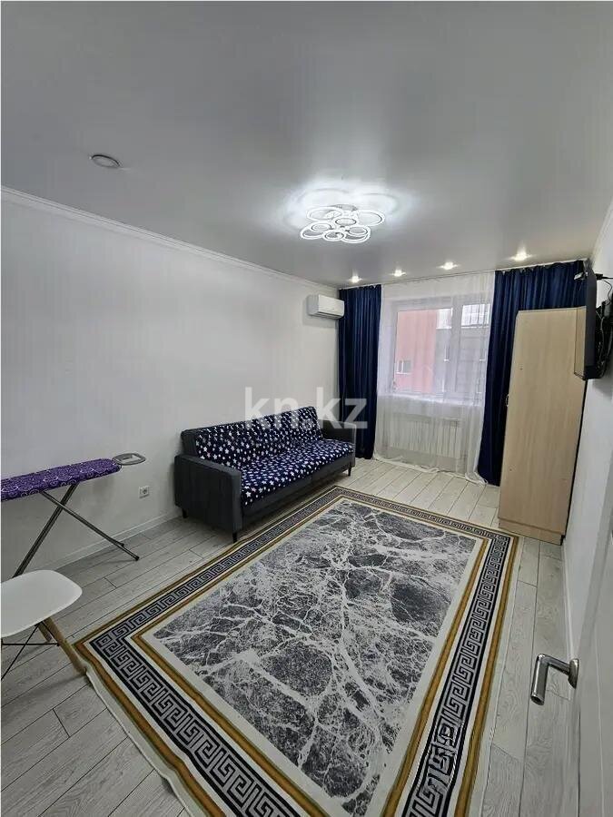 Продажа 1-комнатной квартиры, 37 м² в Астане