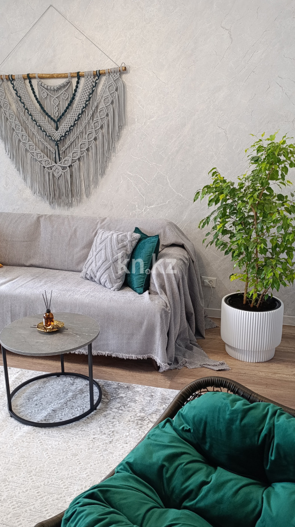 Продажа 2-комнатной квартиры, 48.3 м², ул. Виноградова, дом  19 в Усть-Каменогорске - фото 9