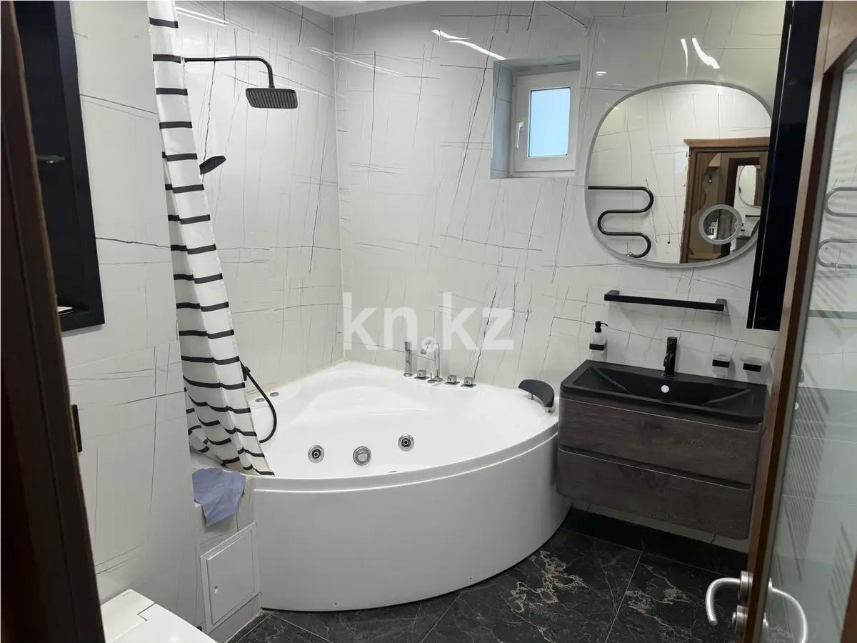 Продажа 3-комнатной квартиры, 63.3 м² в Алматы - фото 4
