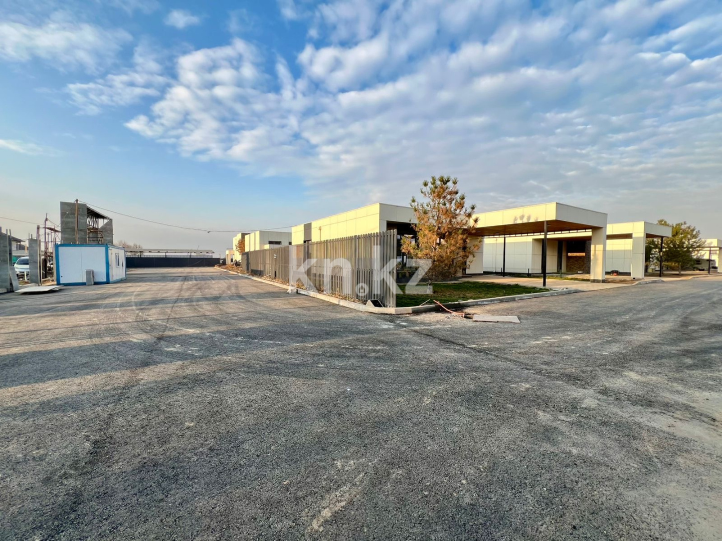 Продажа 3-комнатного дома, 201 м², ул. Новостройка в Алматы - фото 6