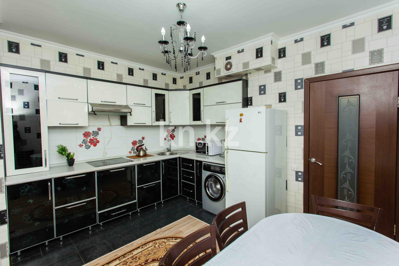 Аренда 2-комнатной квартиры посуточно, 70 м², ул. Сарайшык, дом  5е - ул. Тайбекова в Астане - фото 12