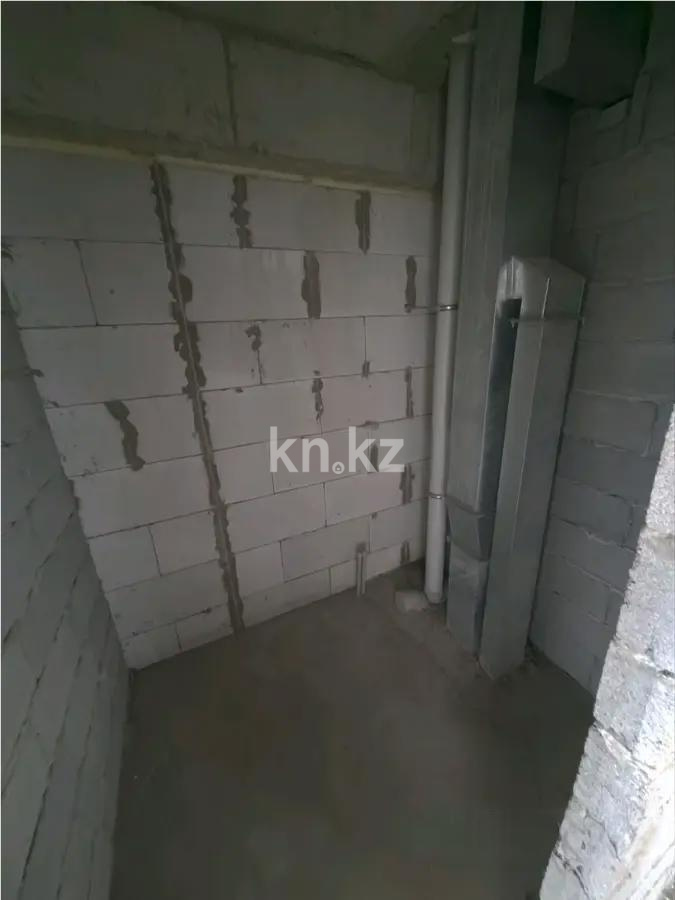 Продажа 3-комнатной квартиры, 82 м², ул. Ауэзова, дом  2/8 в Алматы - фото 5