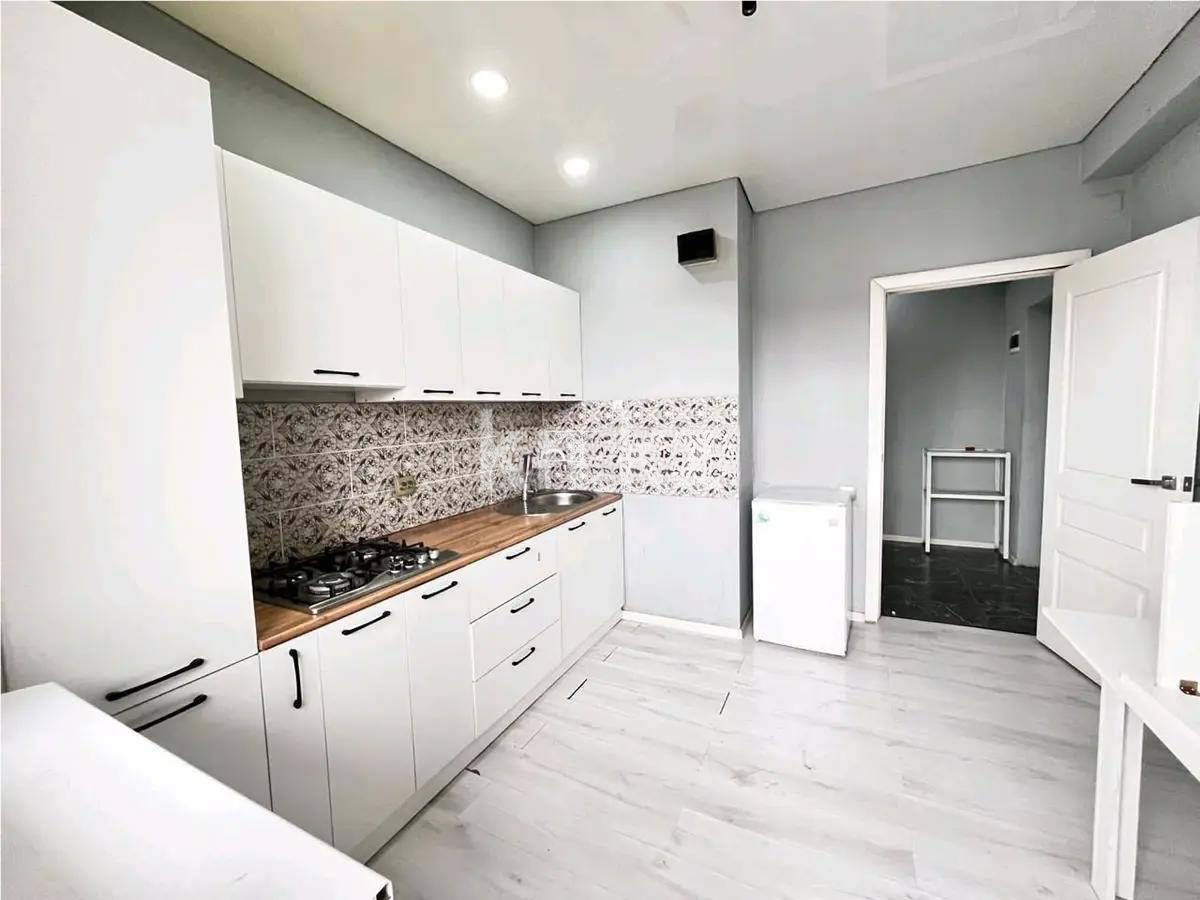 Продажа 3-комнатной квартиры, 75 м² в Алматы - фото 4