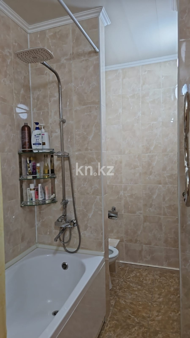 Продажа 4-комнатной квартиры, 95.2 м², ул. Ермекова, дом  81 в Караганде - фото 17