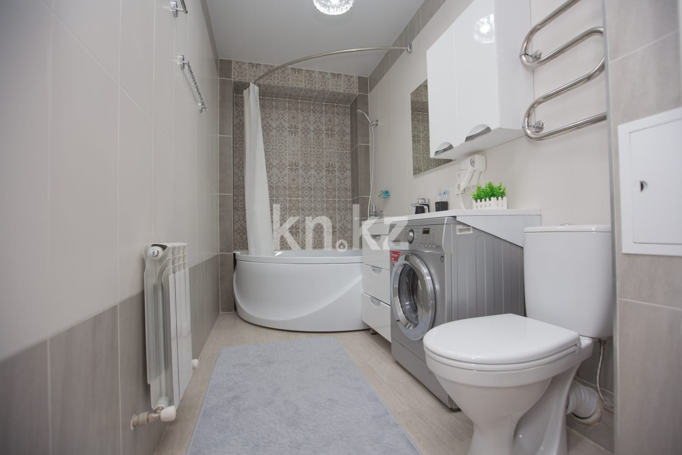 Аренда 2-комнатной квартиры посуточно, 60 м² в Алматы - фото 15
