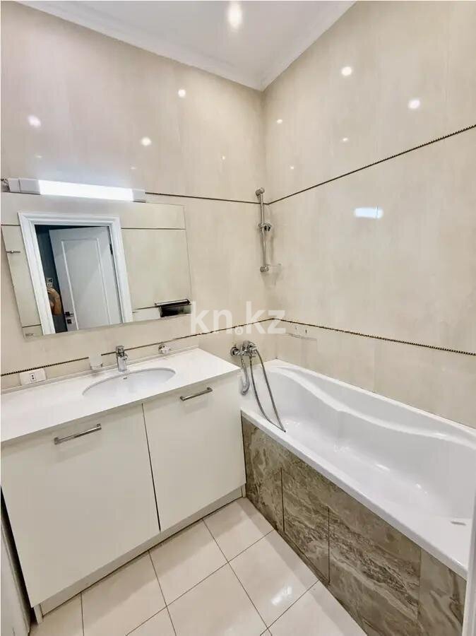 Продажа 4-комнатной квартиры, 156 м² в Астане - фото 6