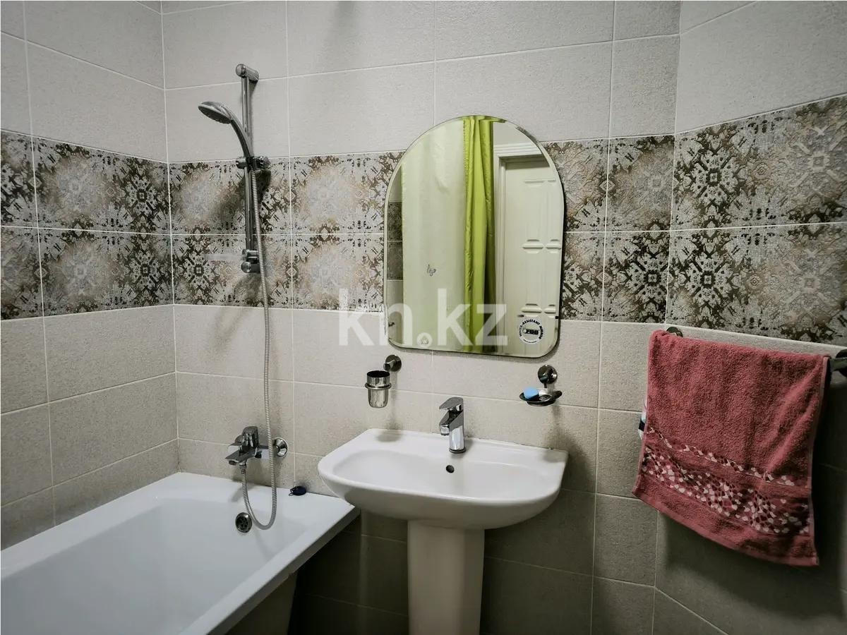 Продажа 3-комнатной квартиры, 100 м², ул. Отырар, дом  4/2 в Астане - фото 5