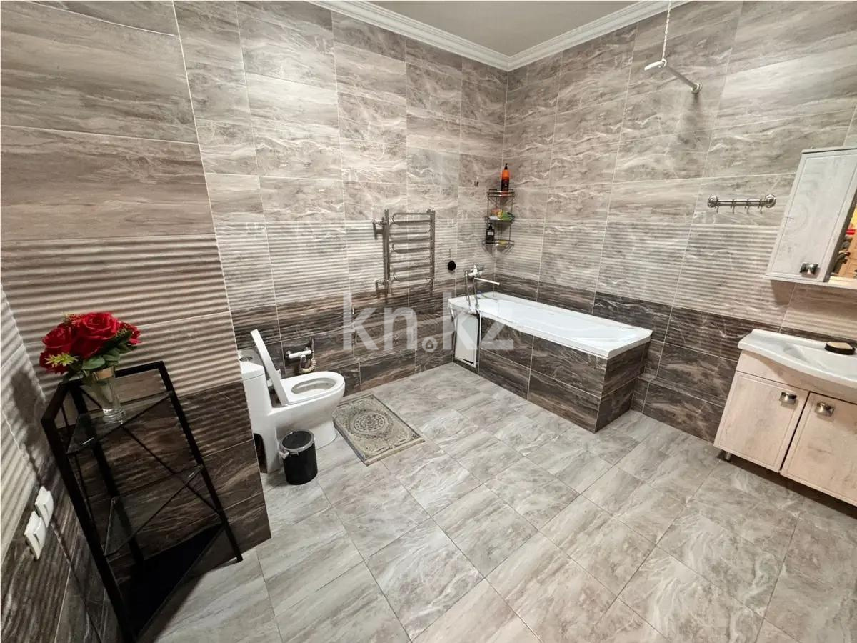 Продажа 4-комнатной квартиры, 270 м² в Алматы - фото 4
