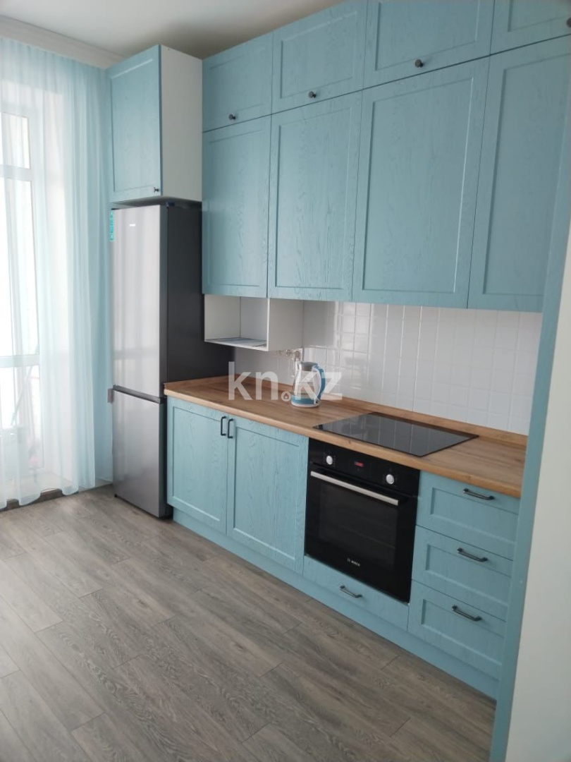 Аренда 1-комнатной квартиры, 42 м² в Астане