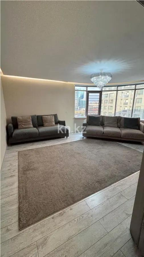 Продажа 4-комнатной квартиры, 125 м², пр. Туран, дом  43 в Астане